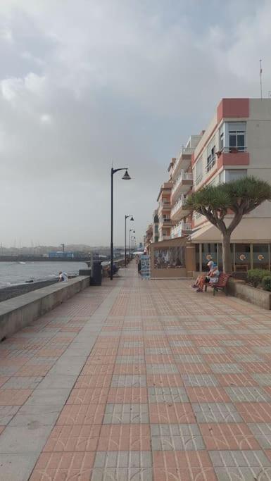 Seaside Apartment With Balcony لاس غاليتاس المظهر الخارجي الصورة
